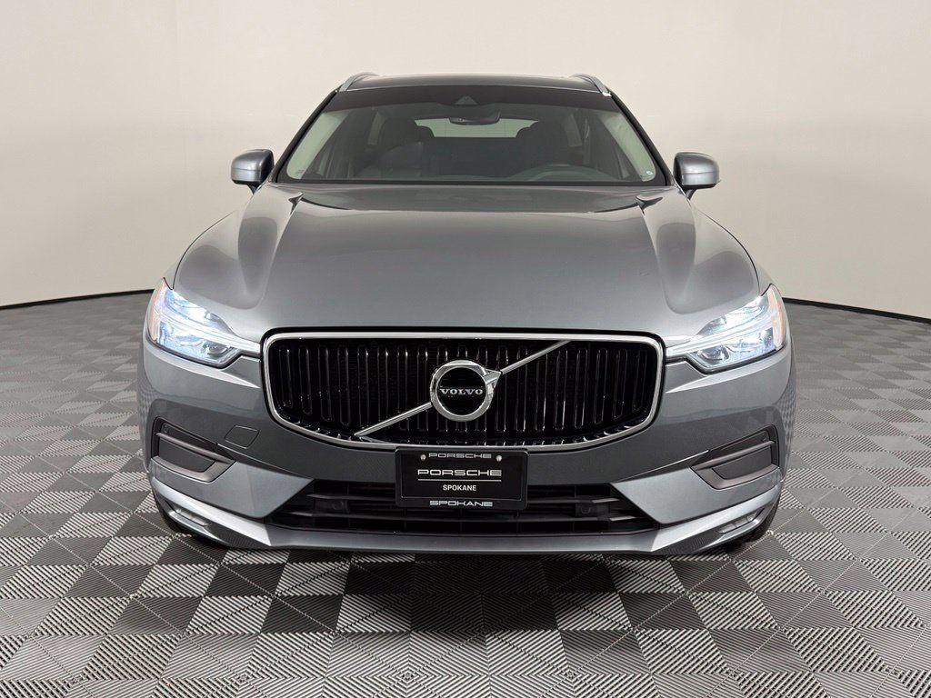 Used 2021 Volvo XC60 T6 Momentum AWD/4WD image 7