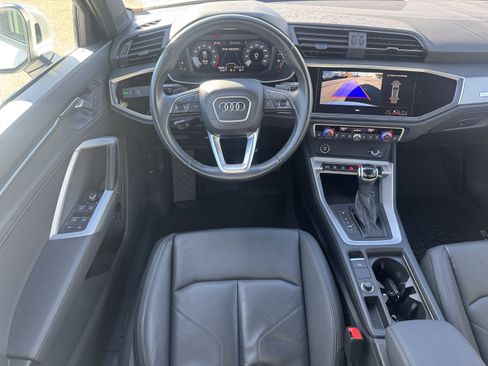 Used 2023 Audi Q3 2.0T Premium w/ Convenience Package image 17