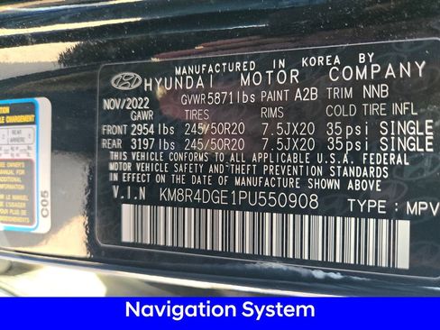 Used 2023 Hyundai Palisade SEL w/ Premium Package image 13