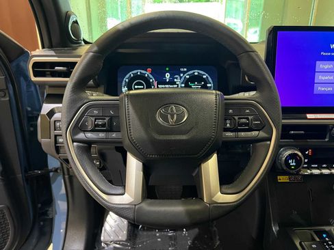 Certified 2025 Toyota 4Runner Limited image 19