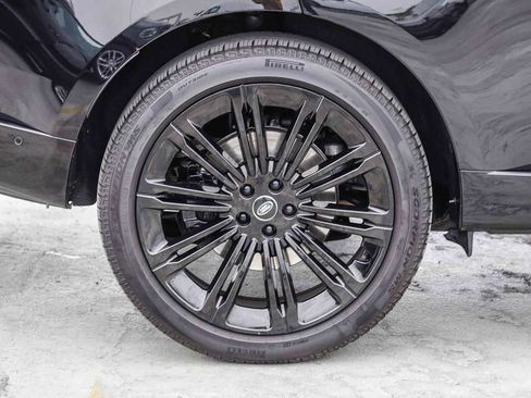 Used 2025 Land Rover Range Rover Long Wheelbase SE AWD/4WD image 12