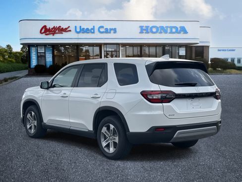 Certified 2025 Honda Pilot EX-L image 3