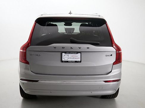 Certified 2023 Volvo XC90 B6 Plus AWD/4WD image 8