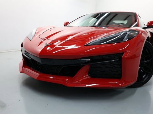 Used 2025 Chevrolet Corvette Z06 image 56