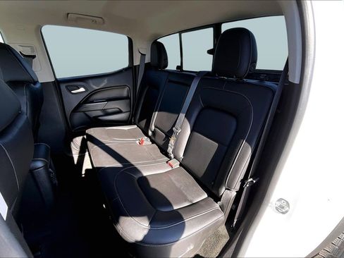 Used 2018 Chevrolet Colorado ZR2 image 24