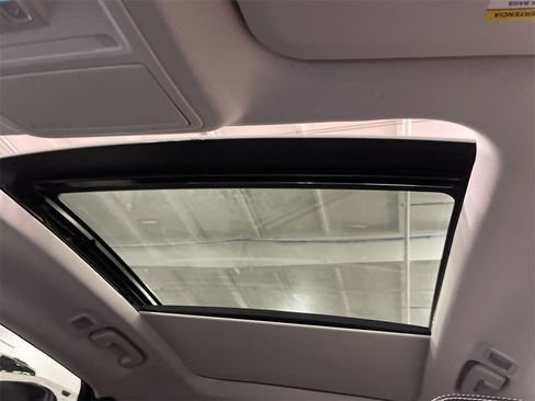 Used 2021 Ford Escape SEL image 22