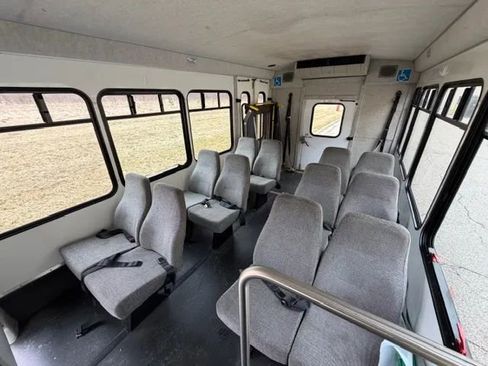 Used 2013 Ford E-350 and Econoline 350 Super Duty w/ Shuttle Bus Prep Pkg image 26