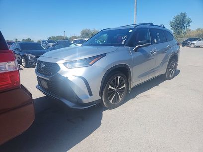 Used 2021 Toyota Highlander XSE
