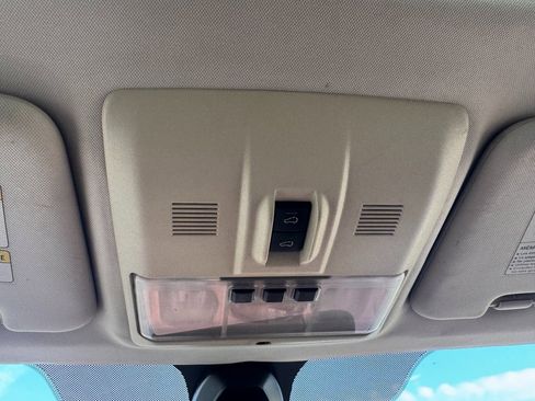 Used 2010 Land Rover Range Rover Sport Supercharged image 36