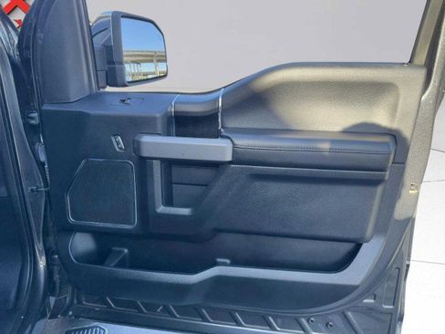 Used 2019 Ford F150 Platinum w/ Equipment Group 701A Luxury image 59