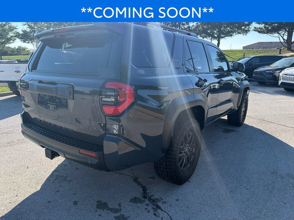 Certified 2025 Toyota 4Runner SR5 AWD/4WD image 7