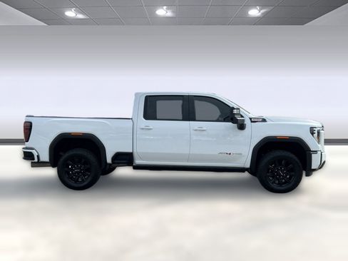 Certified 2025 GMC Sierra 2500 AT4 w/ AT4 Premium Plus Package image 7