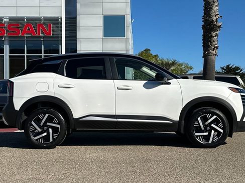 New 2026 Nissan Kicks SV w/ SV Premium Package image 4