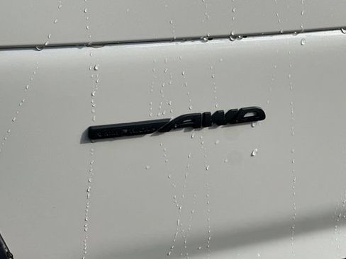 Used 2026 Subaru Outback Premium AWD/4WD image 24
