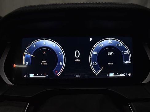 New 2025 Jeep Grand Cherokee Limited image 24