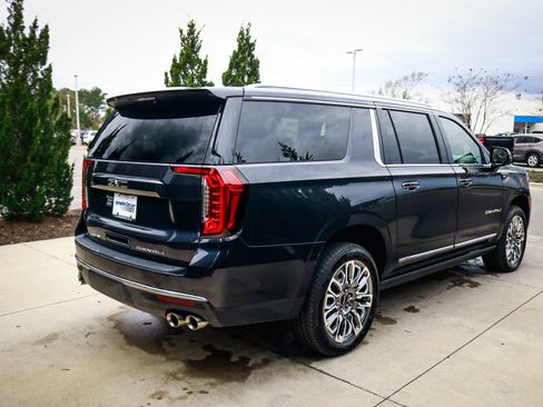 Used 2024 GMC Yukon XL Denali Ultimate image 10
