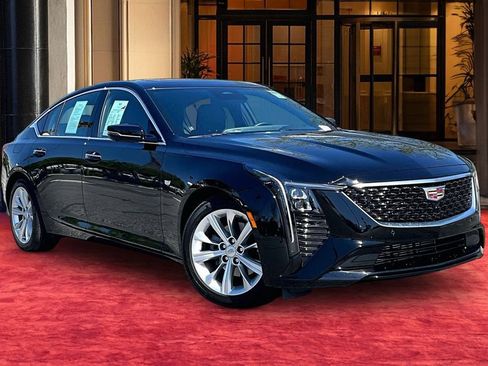Used 2026 Cadillac CT5 Premium Luxury RWD image 2