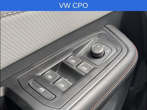 Certified 2025 Volkswagen Atlas Peak Edition SE image 12