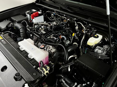 Certified 2025 Toyota 4Runner SR5 image 11