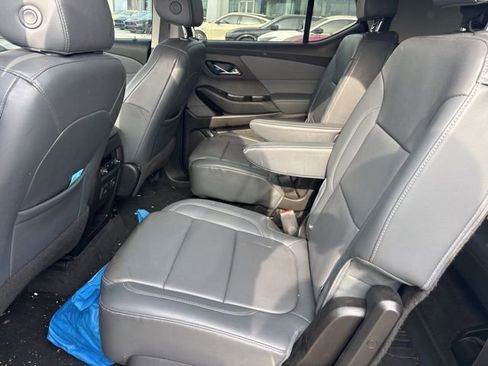 Used 2019 Chevrolet Traverse LT w/ LT Premium Package FWD image 10