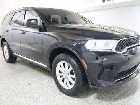 Used 2023 Dodge Durango SXT AWD/4WD image 5