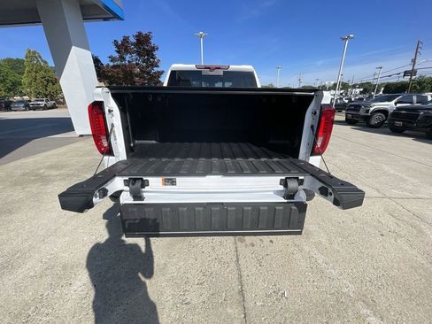 Certified 2023 GMC Sierra 1500 AT4X w/ AT4X AEV Edition AWD/4WD image 27