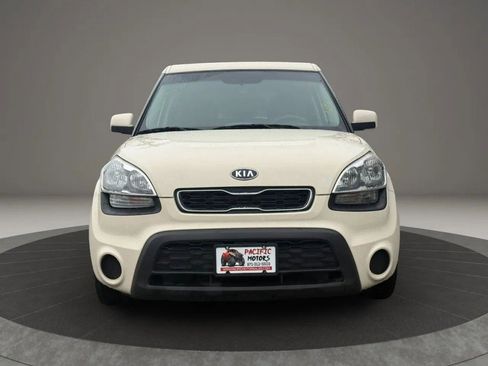 Used 2012 Kia Soul FWD image 6