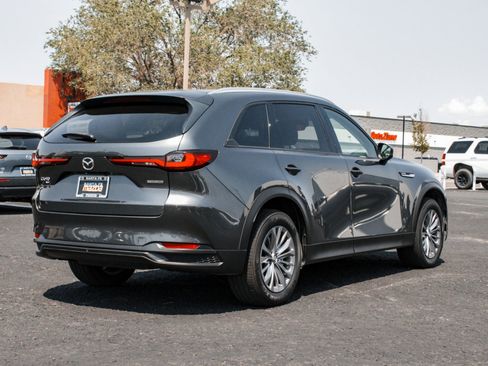 Used 2025 MAZDA CX-90 3.3 Turbo w/ Preferred Package AWD/4WD image 5