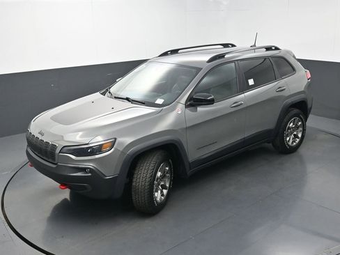 Used 2022 Jeep Cherokee Trailhawk image 31