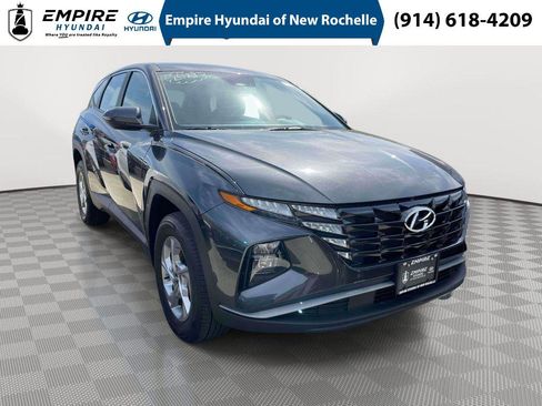 Used 2023 Hyundai Tucson SE AWD/4WD image 1