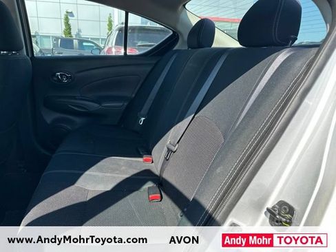 Used 2017 Nissan Versa SV w/ SV Special Edition Package FWD image 11
