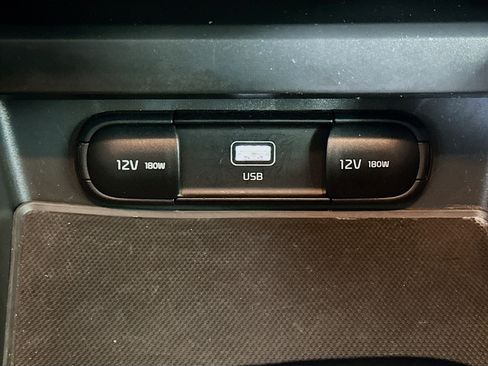 Used 2025 Kia Soul LX w/ LX Technology Package image 26