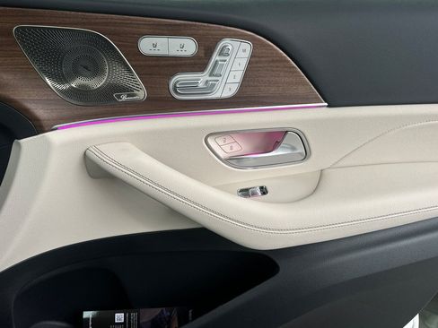 New 2026 Mercedes-Benz GLS 450 4MATIC image 34