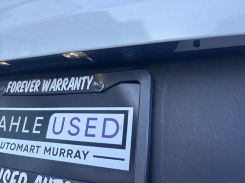 Used 2019 Volvo XC40 T5 Inscription image 6