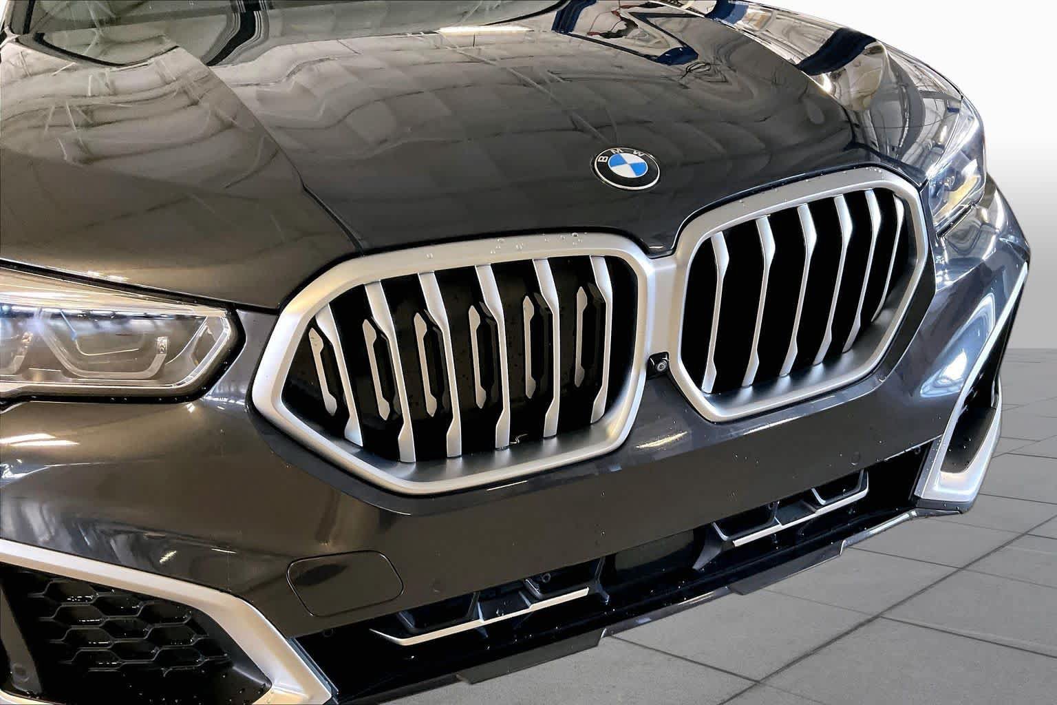 Used 2021 BMW X6 xDrive40i w/ Executive Package 2 AWD/4WD image 29