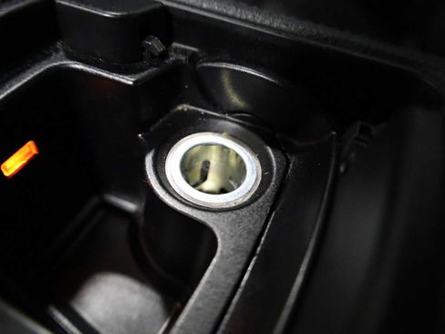 Used 2015 BMW 650i xDrive image 32