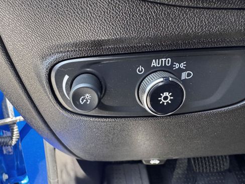 Used 2024 Chevrolet Equinox RS w/ RS Leather Package AWD/4WD image 25
