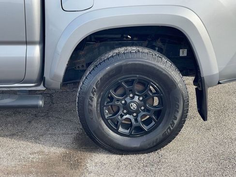 Used 2019 Toyota Tacoma SR5 image 24