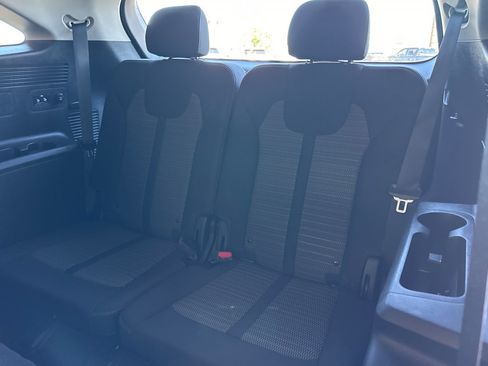 Used 2021 Kia Sorento LX AWD/4WD image 15