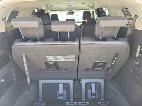 Used 2022 Kia Carnival SX FWD image 13