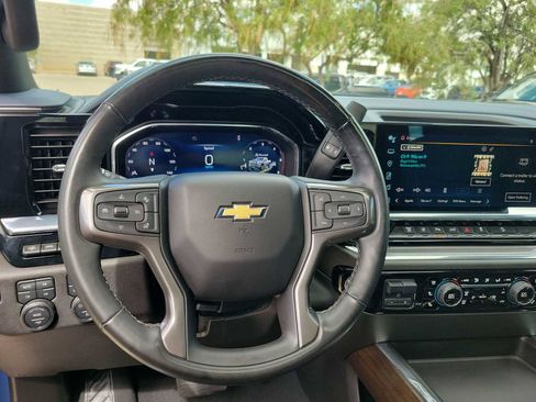 Used 2024 Chevrolet Silverado 2500 High Country w/ Technology Package image 15