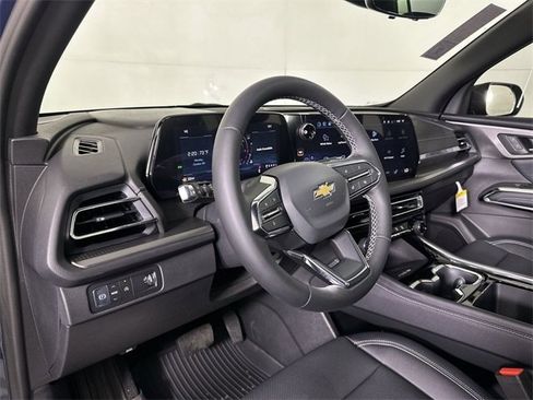 New 2026 Chevrolet Traverse LT w/ Sun and Wheel Package image 10