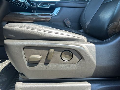 Used 2022 Chevrolet Silverado 1500 RST AWD/4WD image 25