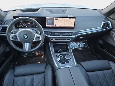 Used 2025 BMW X5 xDrive40i image 10
