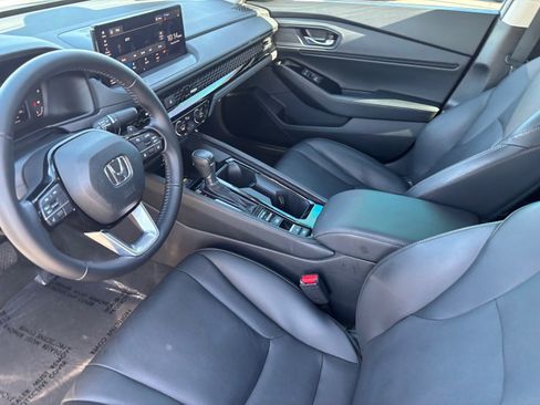 Used 2023 Honda Accord Touring image 22