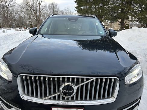 Used 2023 Volvo XC90 B6 Plus w/ Protection Package Premier image 15