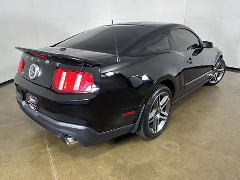 Used 2010 Ford Mustang Shelby GT500 RWD image 10