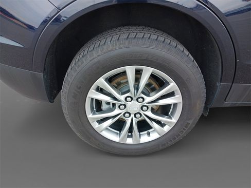 Used 2021 Cadillac XT5 Premium Luxury image 10