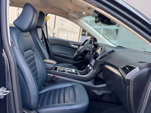 Used 2024 Ford Edge SEL w/ Sport Appearance Package image 25