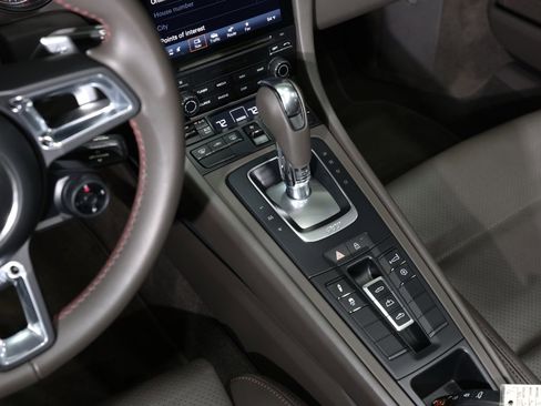 Used 2019 Porsche 911 Turbo image 32